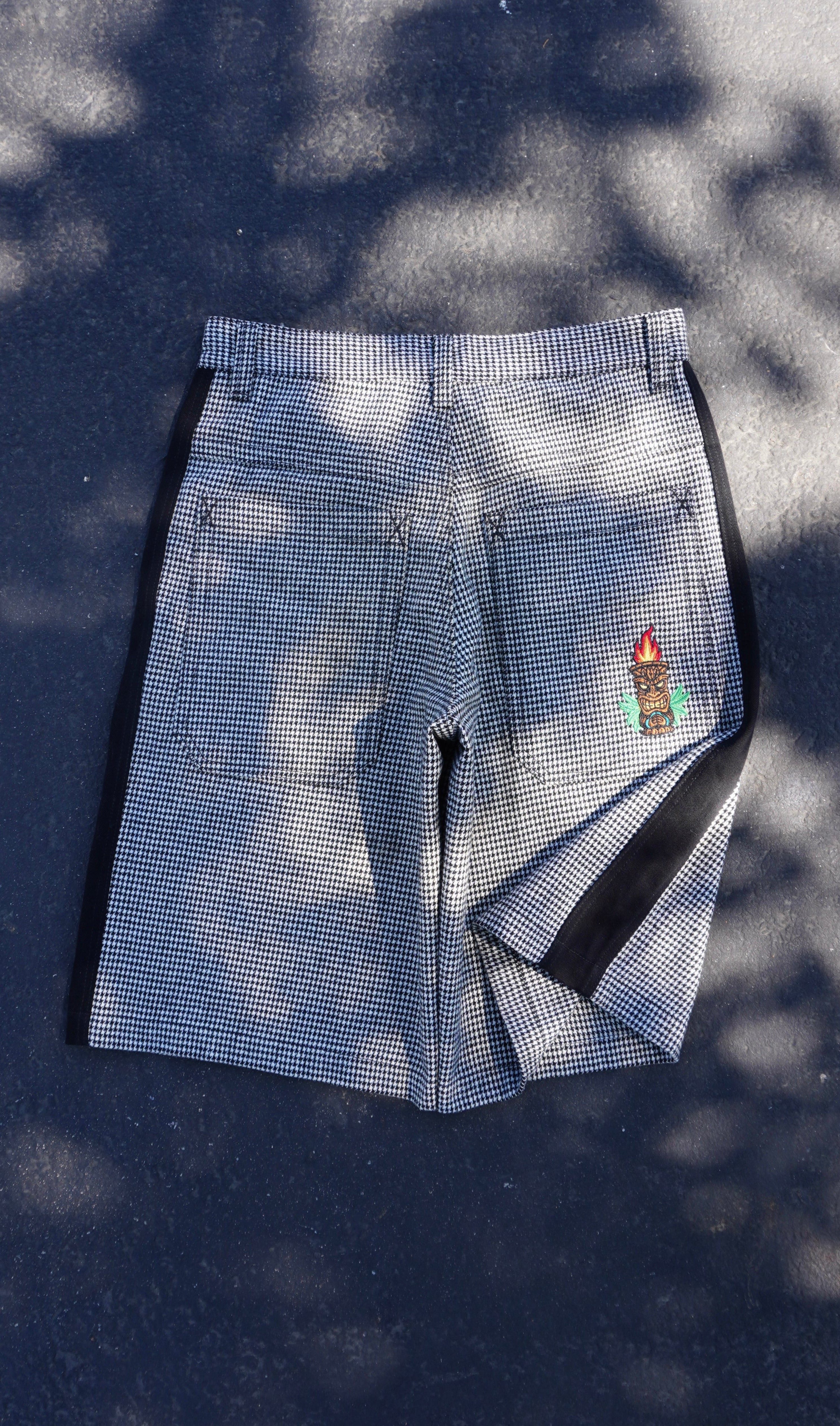 Plaid Tiki Jorts