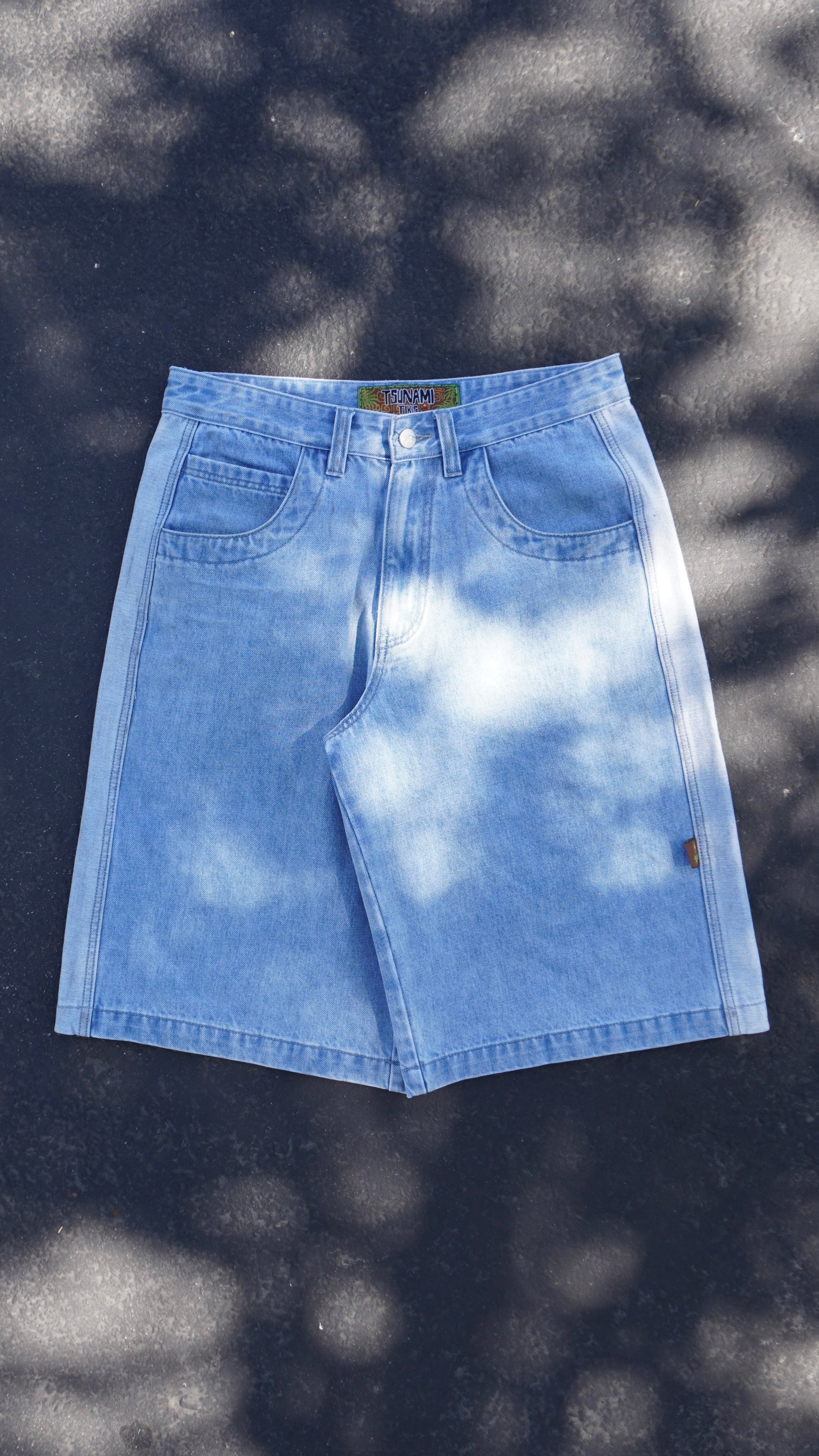 Lightwash Tiki Jorts